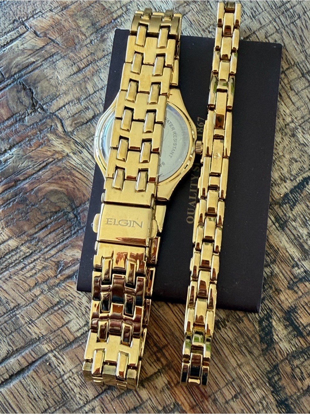 NEW! Gold-tone Elgin Mother of Pearl Crystal Watch 29.5mm + Bracelet - Picture 6 of 6